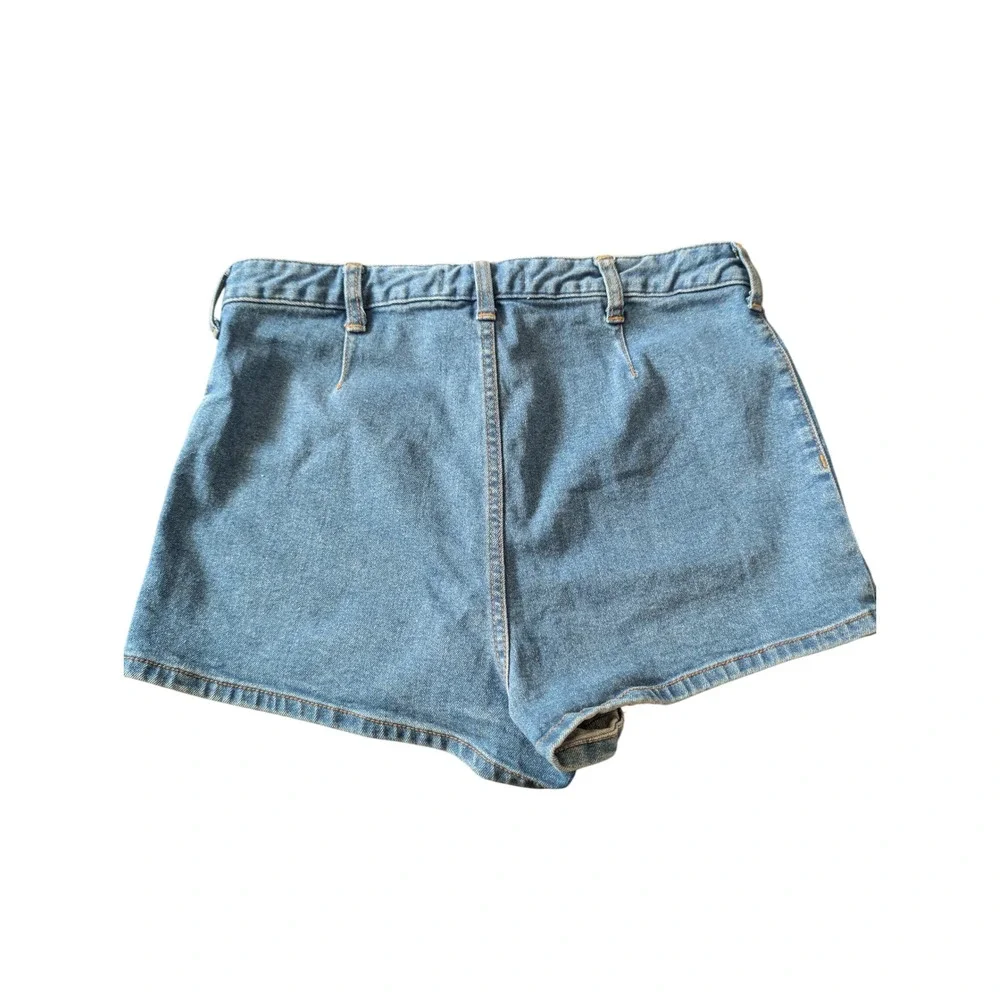 We The Free Blue Denim Button Fly High‎ Waist Patch Pocket Shorts 30 0593